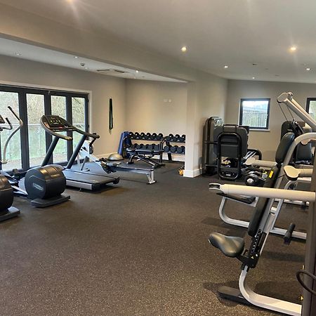 Reed Warbler - Hm111 - Lower Mill Estate Penthouse Apartment With Spa Access Somerford Keynes Eksteriør billede