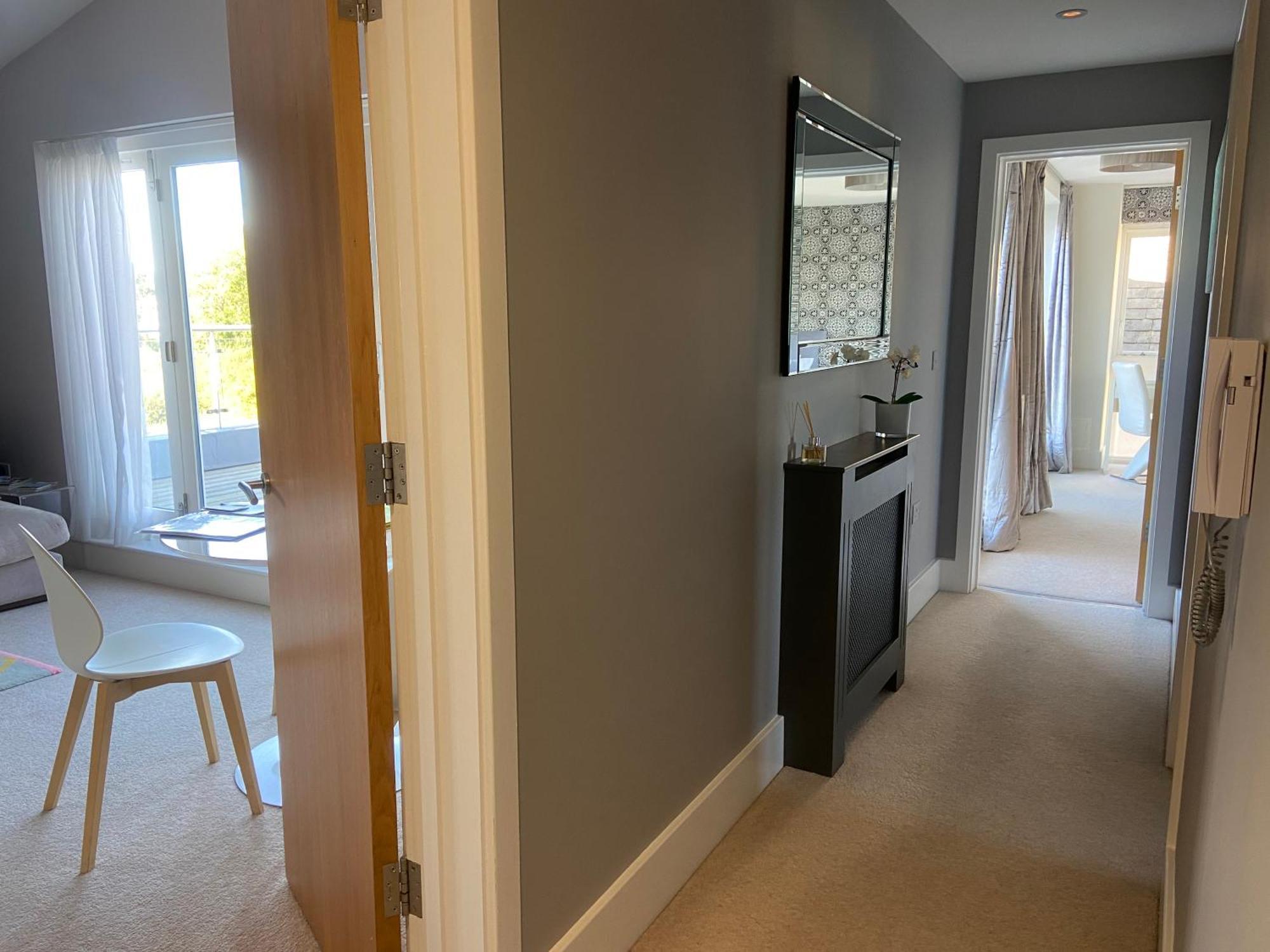 Reed Warbler - Hm111 - Lower Mill Estate Penthouse Apartment With Spa Access Somerford Keynes Eksteriør billede